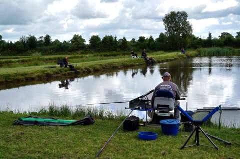 Forel & Karpervijver Beek en Bron